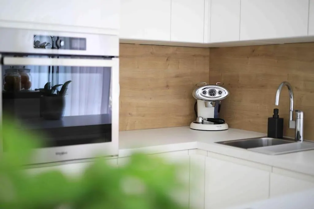 Apartman Anna Zara 0*,